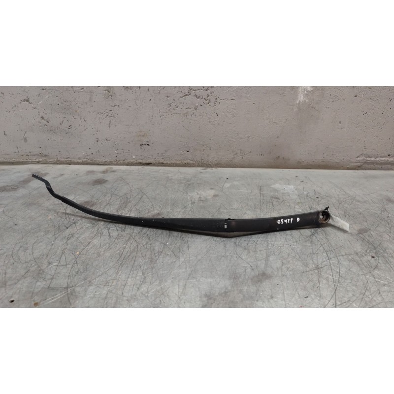 Recambio de brazo limpia delantero derecho para hyundai i30 (gd) 1.6 crdi referencia OEM IAM   
