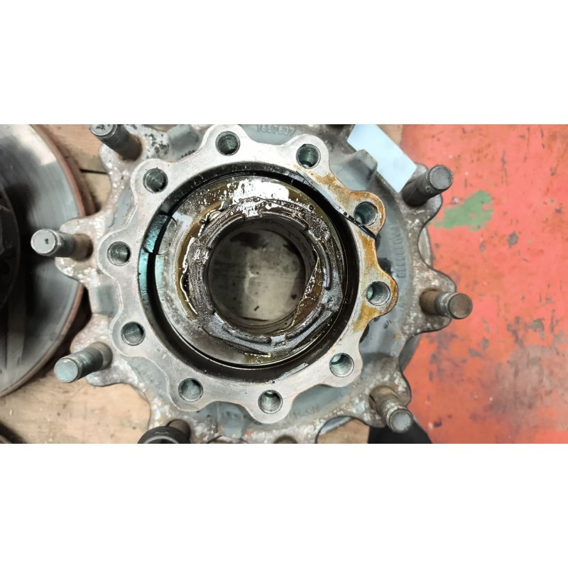 Recambio de buje trasero derecho para daf serie xf105.460 fsa 4x2 space-cab referencia OEM IAM 1657637 7