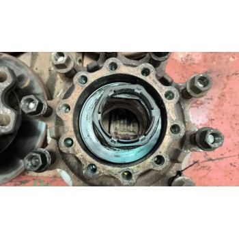 Recambio de buje trasero derecho para daf serie xf105.xxx fsa 4x2 space-cab referencia OEM IAM 1657637  