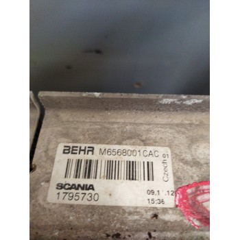 Recambio de intercooler para scania serie p/g/r (c-clase) 15.6 diesel referencia OEM IAM 1795730  