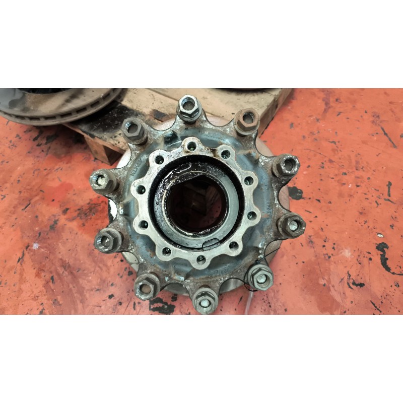 Recambio de buje trasero derecho para daf serie xf105.xxx fsa 4x2 space-cab referencia OEM IAM 1657637  