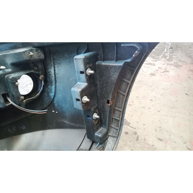 Recambio de capo para iveco sunrise referencia OEM IAM 5801772690 - Blanco 8