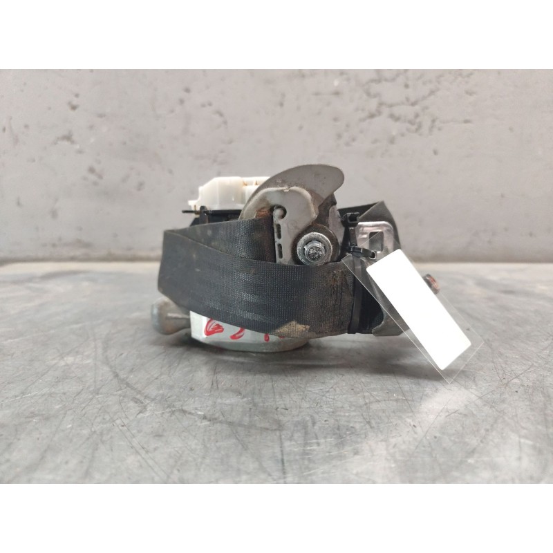 Recambio de cinturon seguridad delantero izquierdo para hyundai i30 (gd) 1.6 crdi referencia OEM IAM - Blanco 2