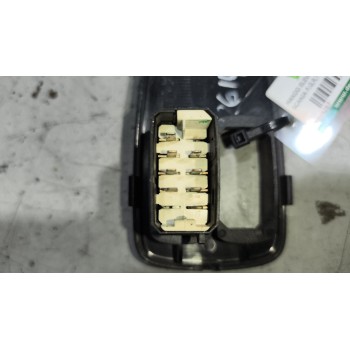 Recambio de mando elevalunas delantero derecho para scania p,g,r,t - series p 500, r 500 referencia OEM IAM 1421856  