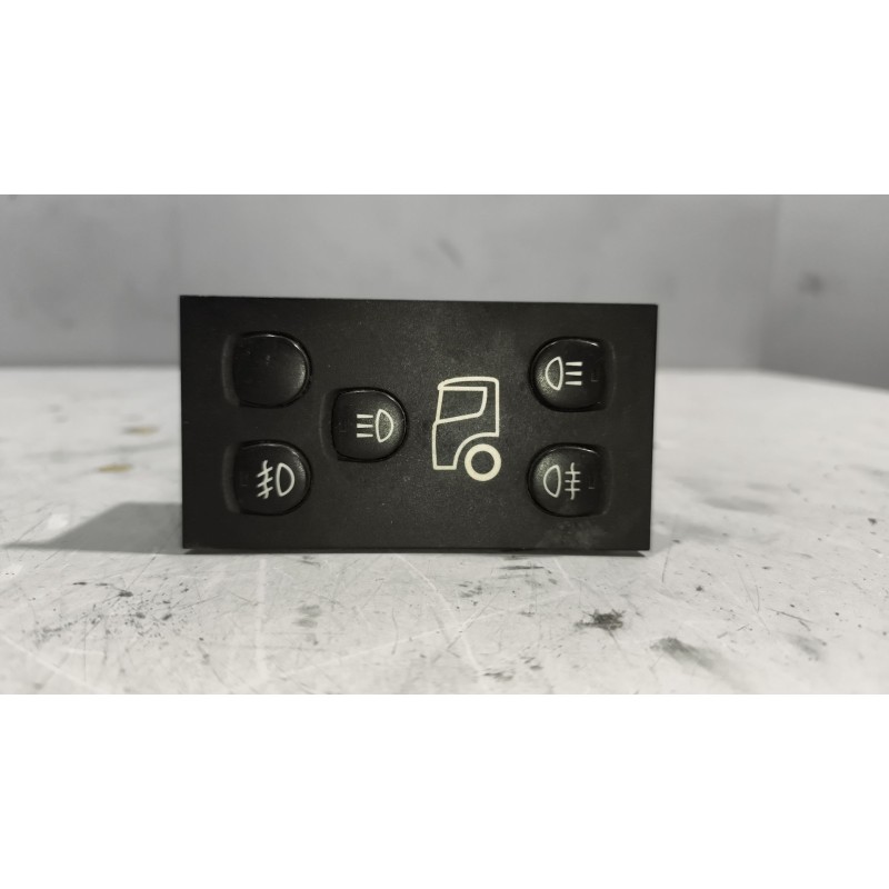 Recambio de mando luces para scania p,g,r,t - series p 500, r 500 referencia OEM IAM 1507637  