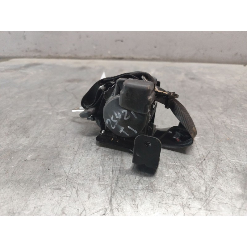 Recambio de cinturon seguridad trasero izquierdo para hyundai i30 (gd) 1.6 crdi referencia OEM IAM 8981  