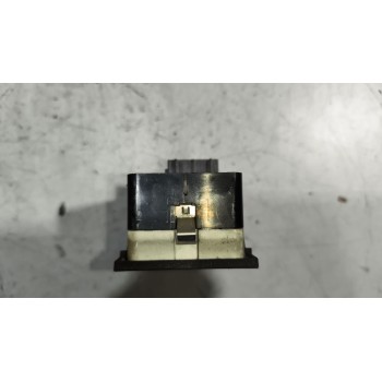 Recambio de mando luces para scania p,g,r,t - series p 500, r 500 referencia OEM IAM 1540673  