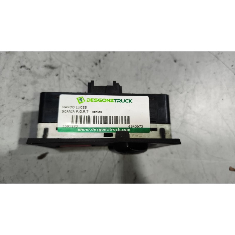 Recambio de mando luces para scania p,g,r,t - series p 500, r 500 referencia OEM IAM 1540673 - Rojo 4