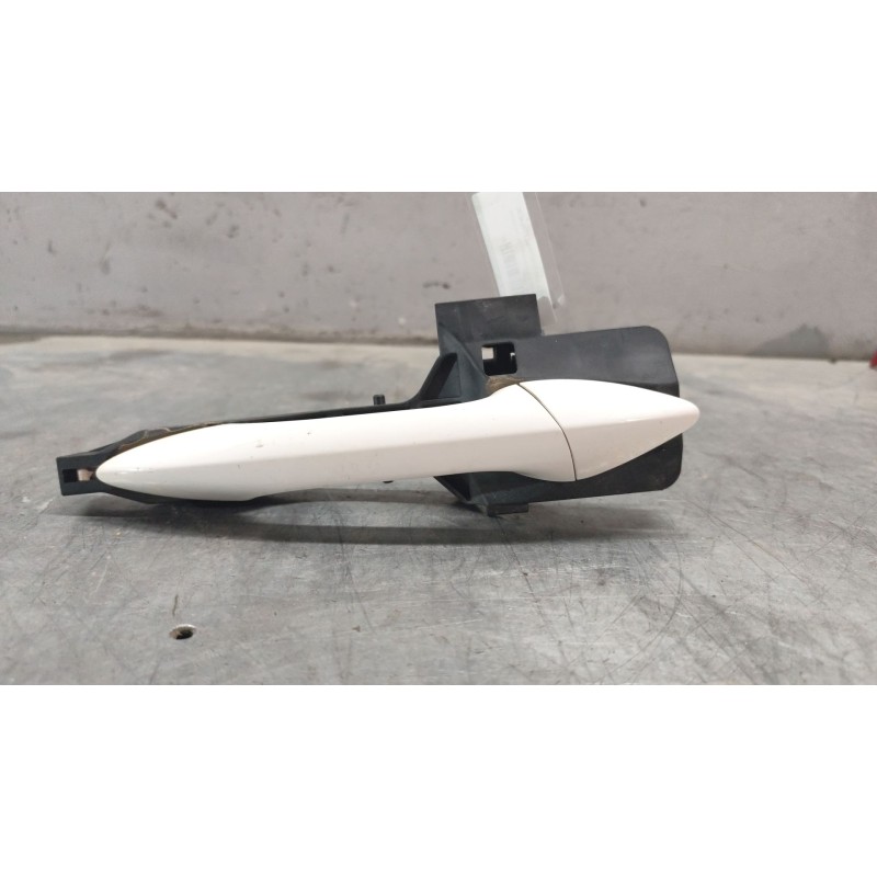 Recambio de maneta exterior delantera derecha para hyundai i30 (gd) 1.6 crdi referencia OEM IAM   