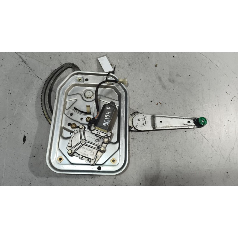 Recambio de elevalunas delantero derecho para scania 4 - series 164 l/580 referencia OEM IAM   