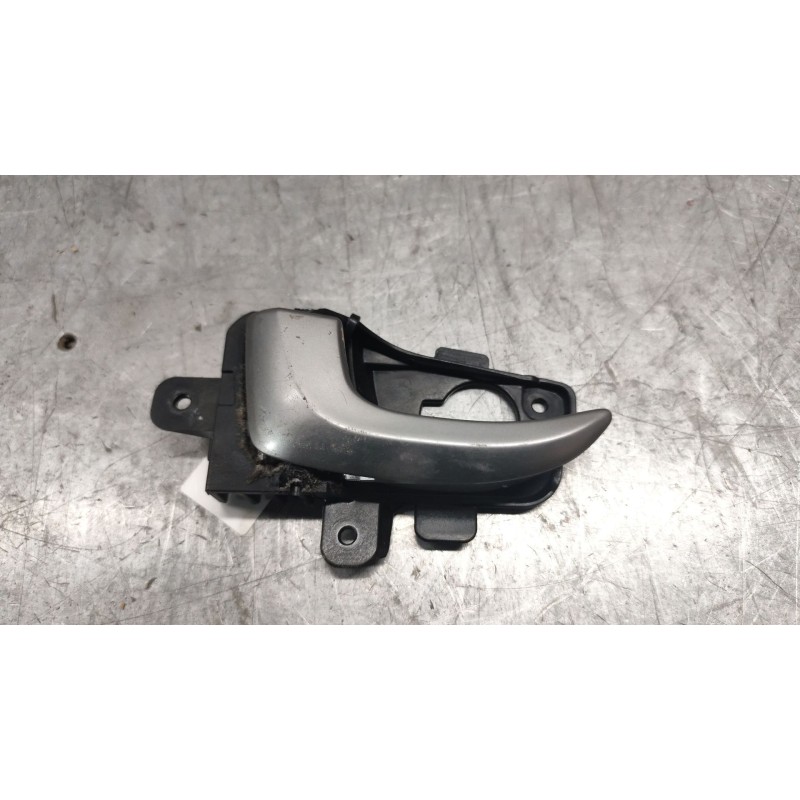 Recambio de maneta interior delantera izquierda para hyundai i30 (gd) 1.6 crdi referencia OEM IAM 82613  