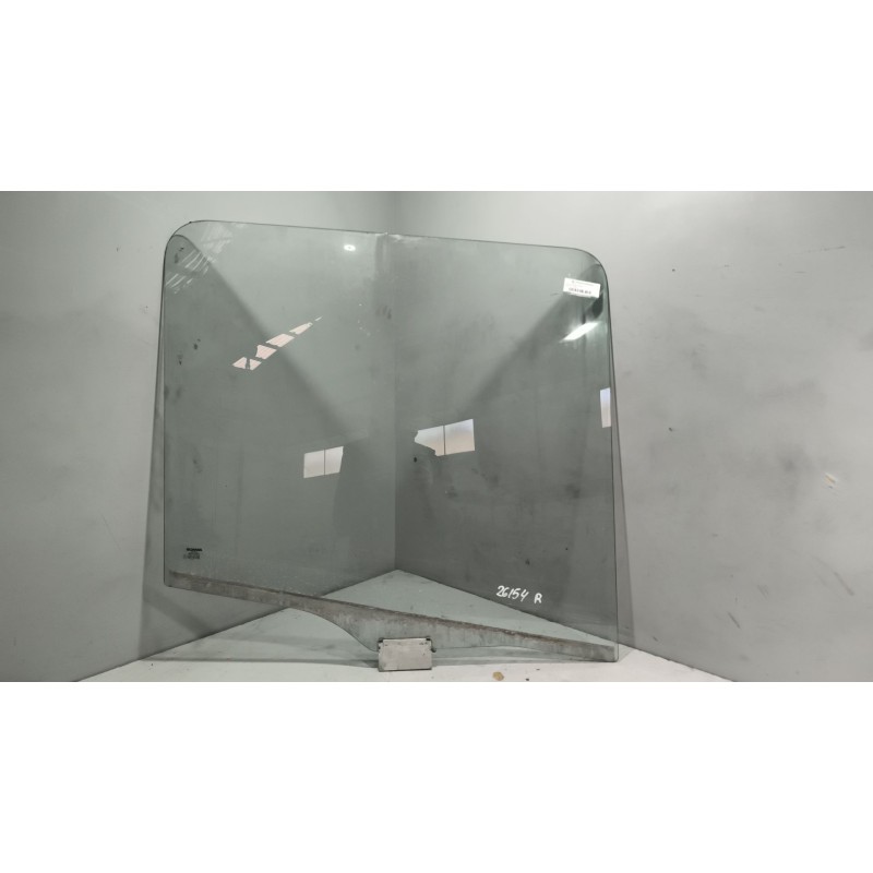 Recambio de luna delantera derecha para scania 4 - series 164 l/580 referencia OEM IAM 1306260  