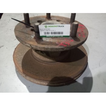 Recambio de buje delantero para nissan cabstar 01.04  3.0 diesel referencia OEM IAM 402049x201  
