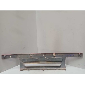 Recambio de rejilla delantera central para nissan cabstar e referencia OEM IAM 62310F3900 623109X200 