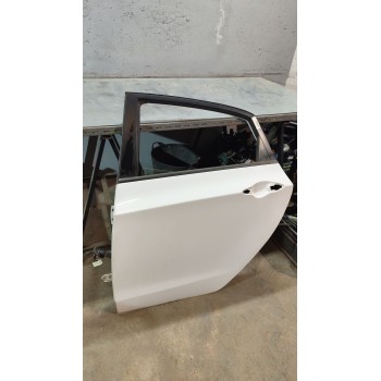 Recambio de puerta trasera izquierda para hyundai i30 (gd) 1.6 crdi referencia OEM IAM   