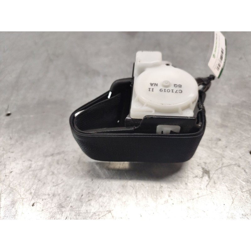 Recambio de cinturon seguridad trasero derecho para mazda 3 (bl) 2.2 mzr cd (bl10) referencia OEM IAM C7101911  