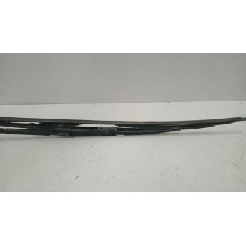 Recambio de brazo limpia delantero para renault m 180/210/230.13/16 midliner 6.2 diesel referencia OEM IAM   