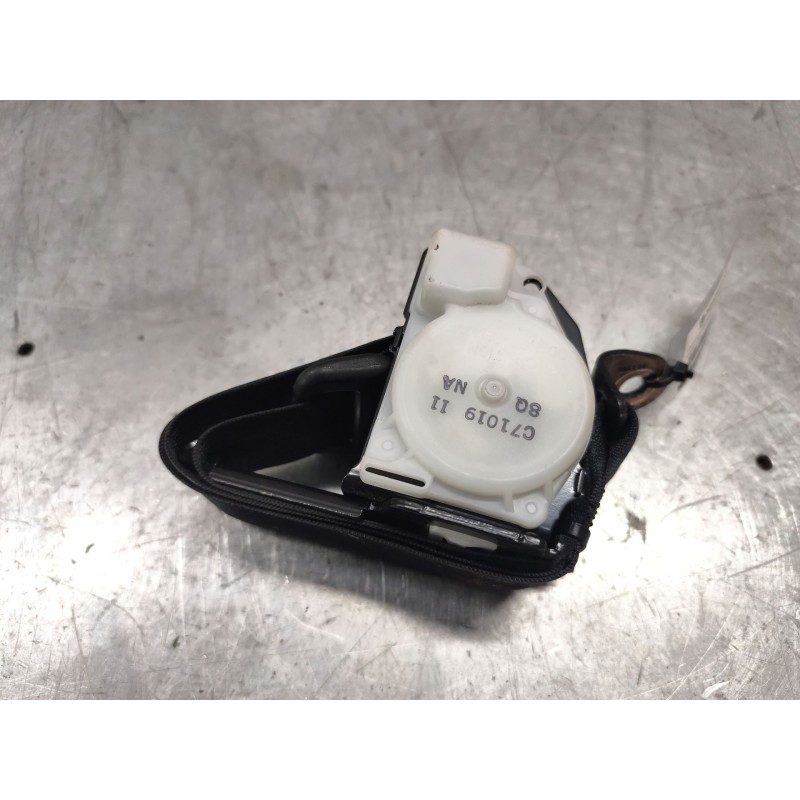 Recambio de cinturon seguridad trasero izquierdo para mazda 3 (bl) 2.2 mzr cd (bl10) referencia OEM IAM C7101911  
