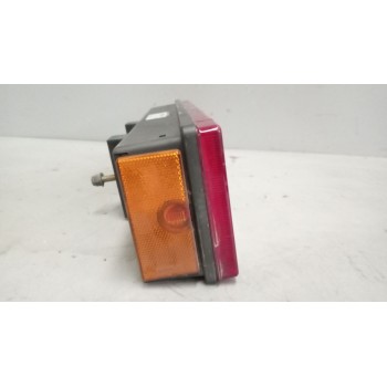 Recambio de piloto trasero izquierdo para renault hr xxx.18/26 premium 01 referencia OEM IAM   piloto universal camion