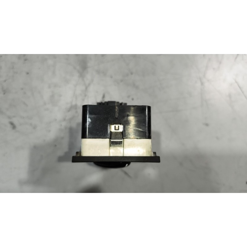 Recambio de mando luces para scania r i r 500 referencia OEM IAM 1900317 - Blanco 5