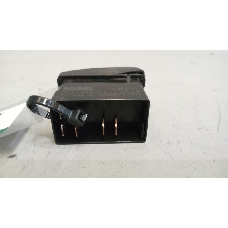 Recambio de interruptor para daf serie xf105.460 12.9 diesel referencia OEM IAM 1435601 - Blanco 4