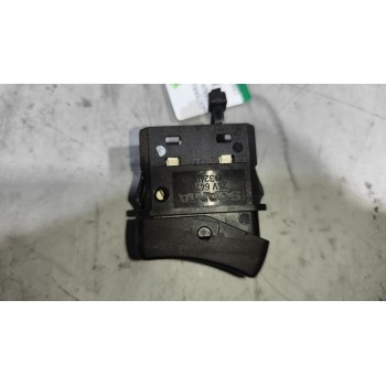 Recambio de interruptor para scania r i r 500 referencia OEM IAM 1421846  