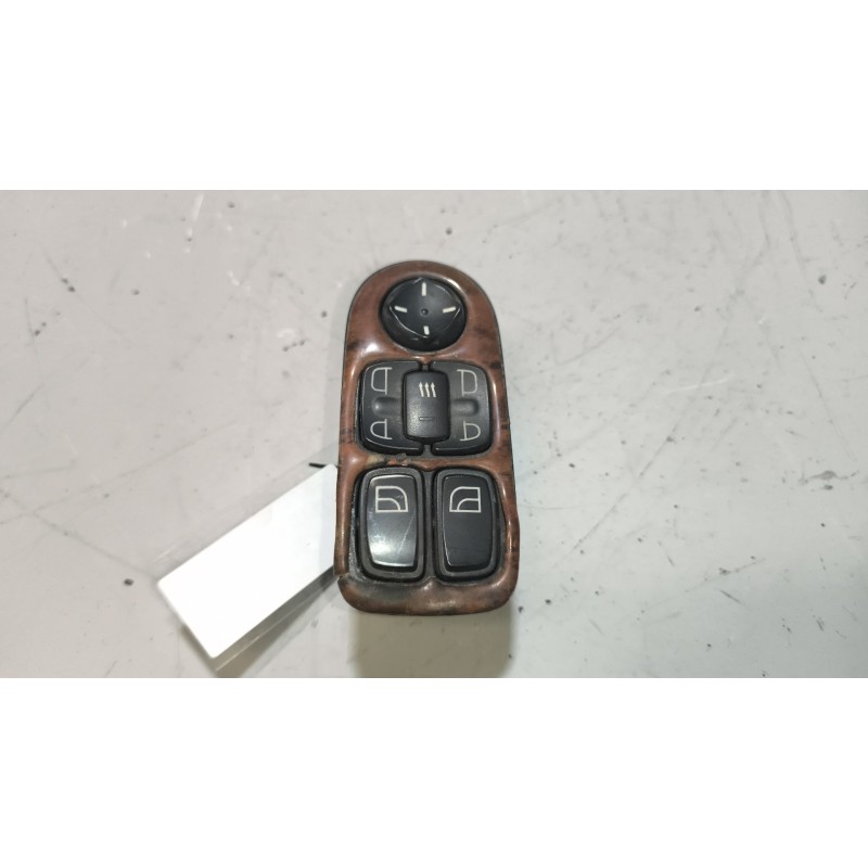 Recambio de mando elevalunas delantero izquierdo para daf serie xf105.xxx 12.9 diesel referencia OEM IAM 1895436  