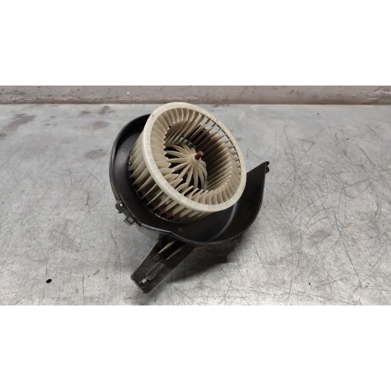 Recambio de motor calefaccion para skoda fabia (5j2 ) active referencia OEM IAM 601819015 2PINES - Rojo 4