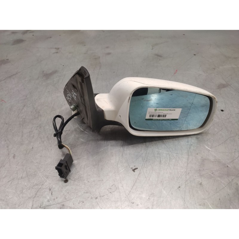 Recambio de retrovisor derecho para volkswagen golf iv berlina (1j1) 1.9 tdi referencia OEM IAM  5 PINS 