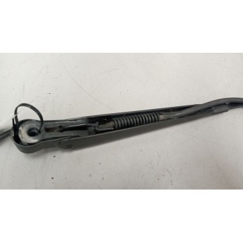 Recambio de brazo limpia delantero para daf serie xf105.xxx 12.9 diesel referencia OEM IAM   