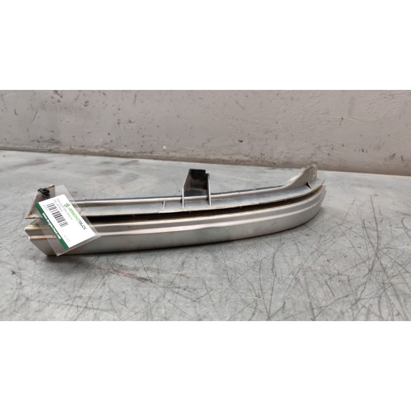 Recambio de tapa para opel zafira a elegance referencia OEM IAM 0407838  
