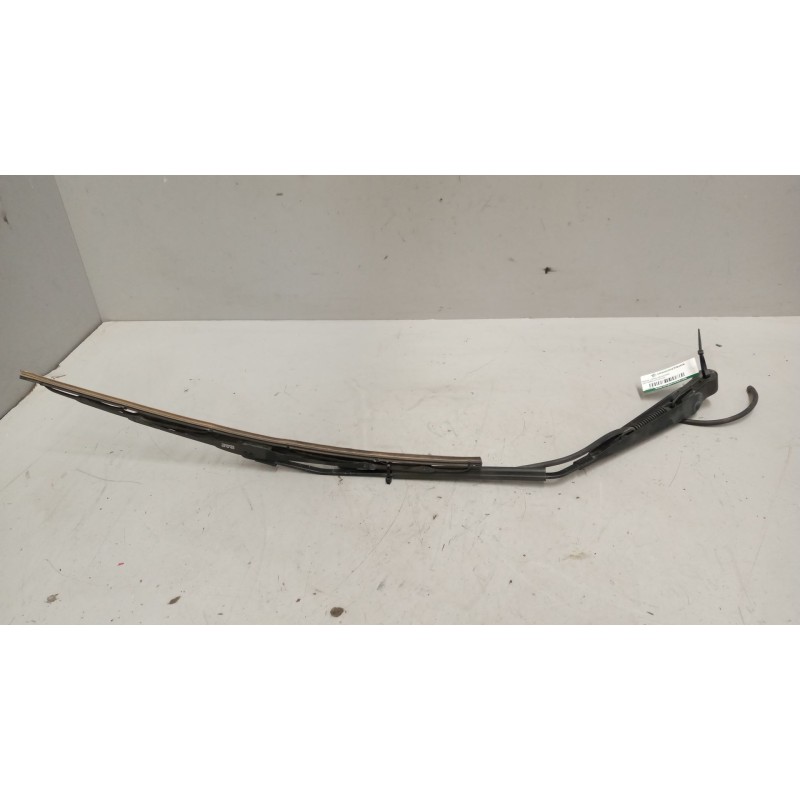 Recambio de brazo limpia delantero para daf serie xf105.xxx 12.9 diesel referencia OEM IAM   