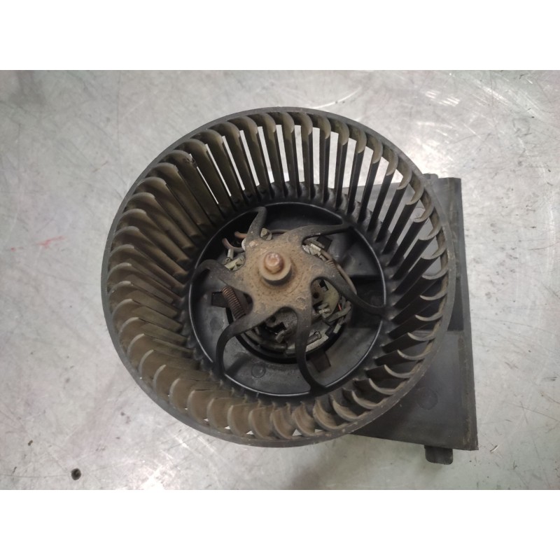 Recambio de ventilador calefaccion para volkswagen golf iv berlina (1j1) 1.9 tdi referencia OEM IAM 1J1819021B - Blanco 2
