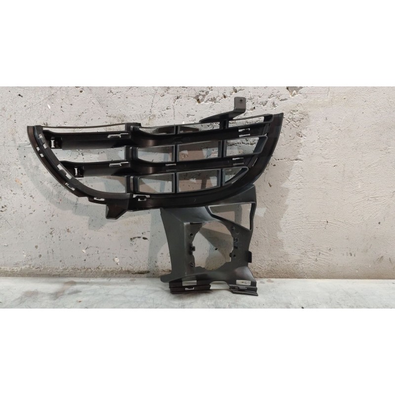 Recambio de molduras delanteras para porsche cayenne (92a) 4.8 turbo s referencia OEM IAM 7P5807682B 2