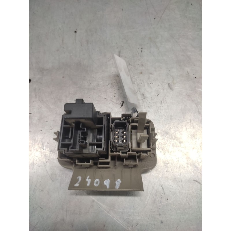 Recambio de boton regulacion de faros para renault scenic ii 1.9 dci diesel referencia OEM IAM 2