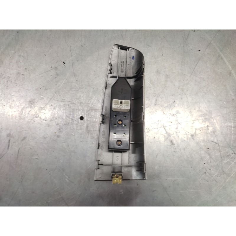 Recambio de mando elevalunas delantero derecho para kia sportage ex referencia OEM IAM 4835101110 - Negro 2