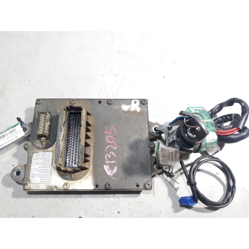 Recambio de centralita motor edc para mercedes-benz axor 3-ejes 25/26t 2004  6.4 diesel (om 906 la) referencia OEM IAM 007446774 - Blanco