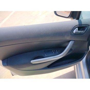 peugeot 308 del año 2008