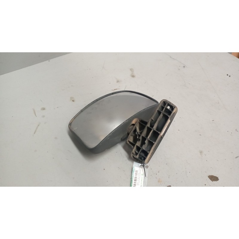 Recambio de retrovisor exterior angular para renault premium route 2006 fg 4x2 gv larga distancia referencia OEM IAM   
