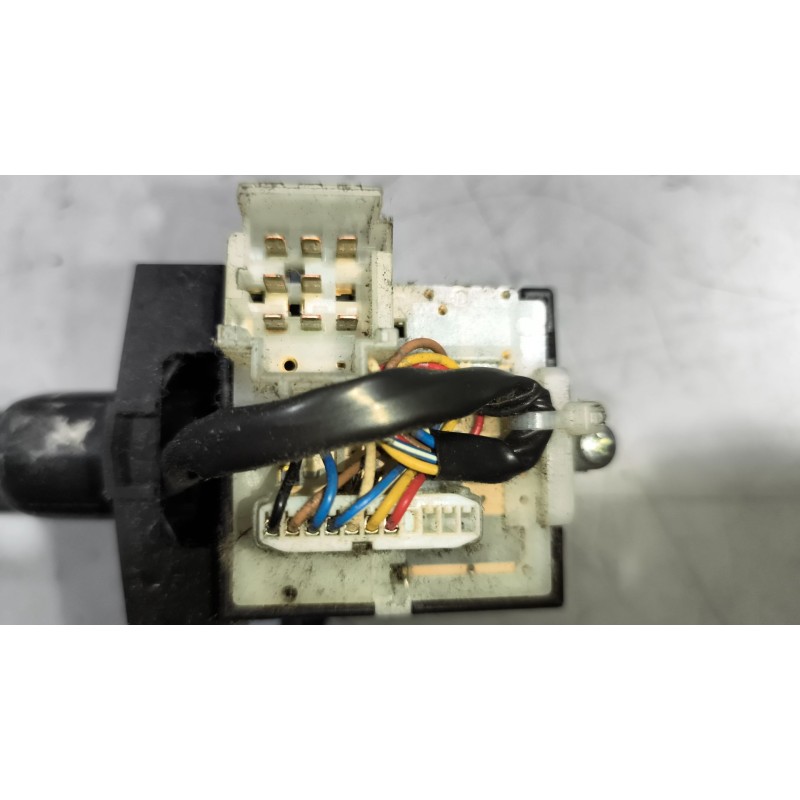 Recambio de mando limpia para scania r i r 500 referencia OEM IAM 1542529 - Blanco 3