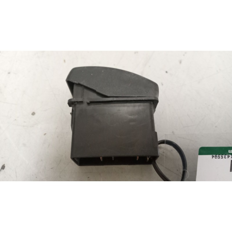 Recambio de interruptor para daf serie xf105.460 12.9 diesel referencia OEM IAM 1435594 - Blanco 2