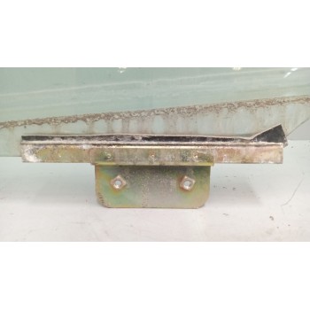 Recambio de luna delantera izquierda para daf serie xf105.xxx 12.9 diesel referencia OEM IAM 1915975  