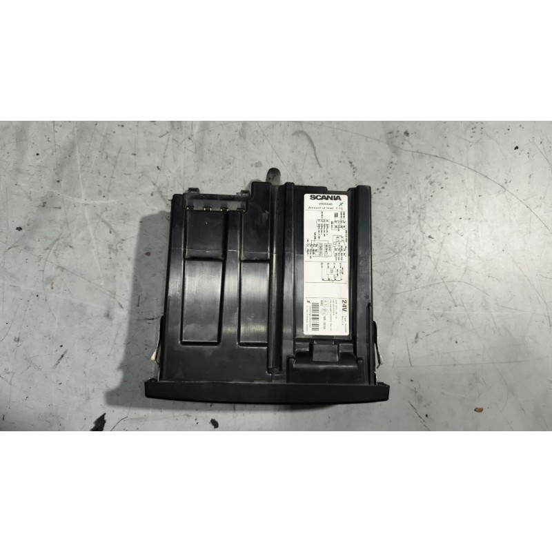 Recambio de tacografo para scania r i r 500 referencia OEM IAM se5000 rev7.4 2035646 - Blanco 7