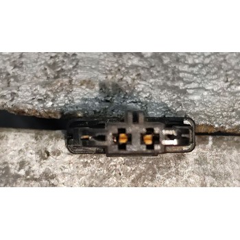 Recambio de enganche cinturon trasero derecho para audi a1 sportback (8xa, 8xf) 1.0 tfsi referencia OEM IAM 8x0857739c  