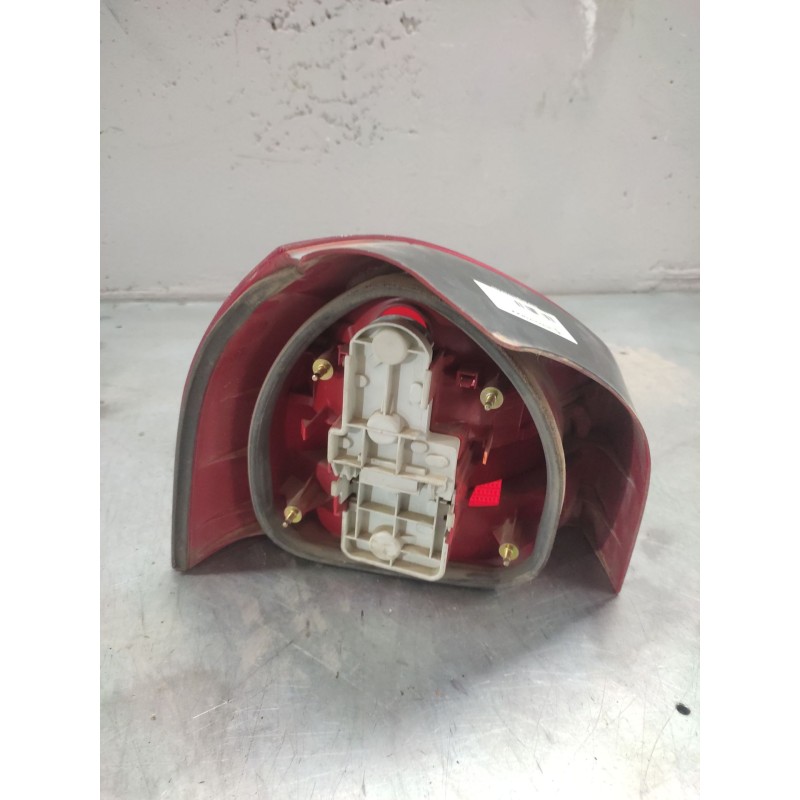 Recambio de piloto trasero derecho para audi a3 (8l) 1.9 tdi ambiente referencia OEM IAM 2