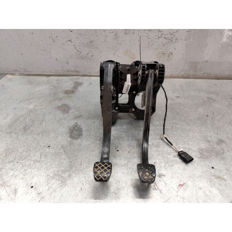 Recambio de soporte pedales para volkswagen crafter furgoneta (sy_, sx_) 2.0 tdi referencia OEM IAM 300011715  