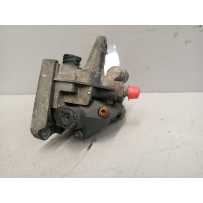 Recambio de valvula aire para renault serie t 10.8 diesel referencia OEM IAM 21707054 2