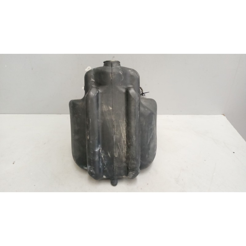Recambio de deposito limpia para man tg - a 18.460 12.8 diesel referencia OEM IAM 81264810079 - Blanco 3