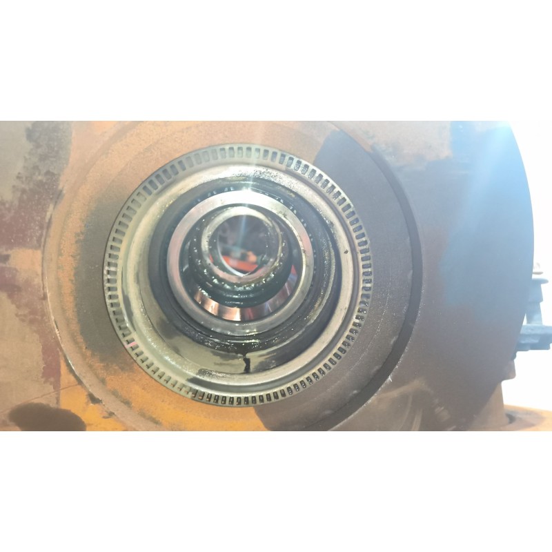 Recambio de buje trasero derecho para mercedes-benz axor 2-ejes 18 ton 2004 referencia OEM IAM A9463560201 A9603561801 - Rojo 2