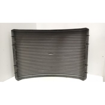 Recambio de tapa guardabarros trasero para volvo fh 12 asta 2001 e2 / e3 12.1 diesel (d12d420) referencia OEM IAM   
